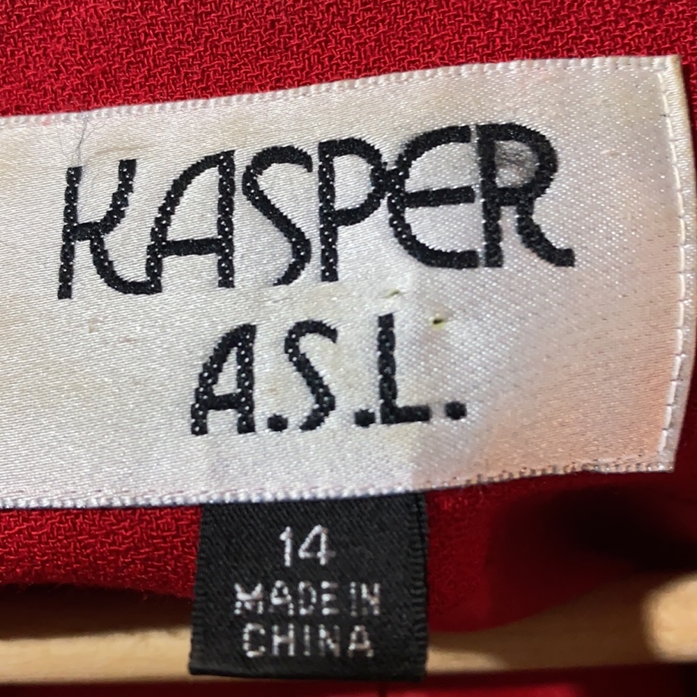 Kasper Red Jacket - Picture 4 of 7
